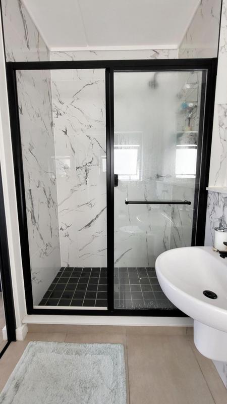 1 Bedroom Property for Sale in Sandown Western Cape